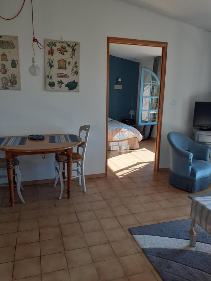 Hostal La Bleuette Montmaur  Exterior foto